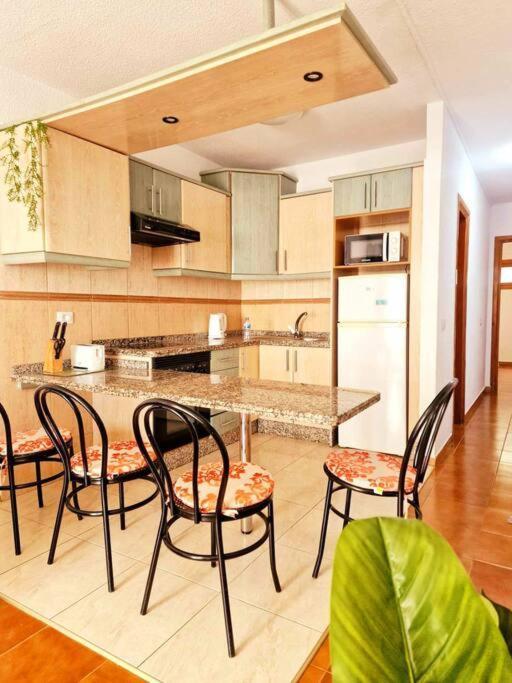 Comfortable Centrally Located Apartment Playa Feñabe Zewnętrze zdjęcie